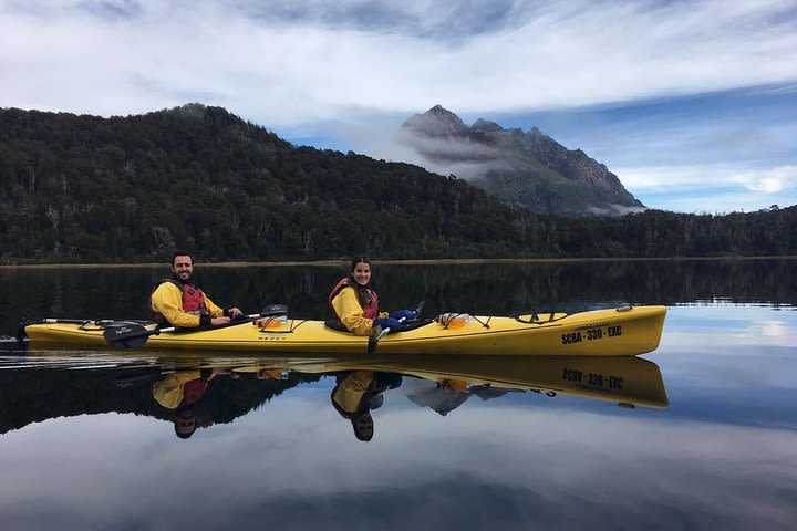 Half a day of kayaking on Lake Moreno in private service image