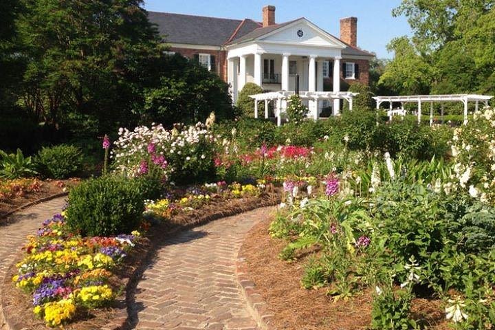 Boone Hall Plantation Admission & Tour with Transportation from Charleston image