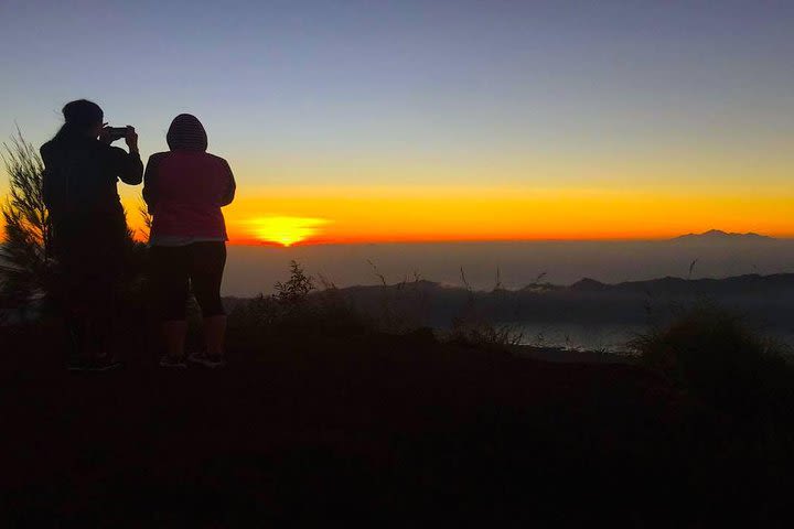 Mount Batur Volcano - Sunrise Trekking Tour with Breakfast on top image