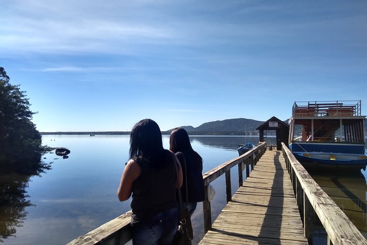 Browse the local culture of the lagoon coast image