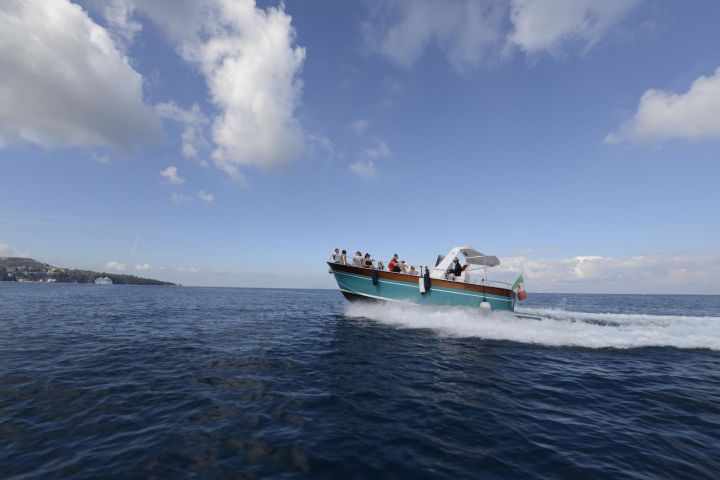 Positano & Amalfi Coast Boat Tour image