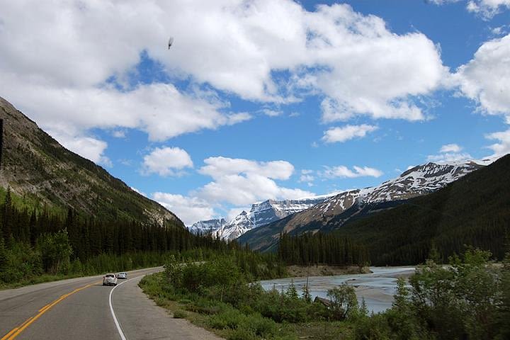 Western Classic - One Way Calgary To Vancouver Rockies Bus Tour image