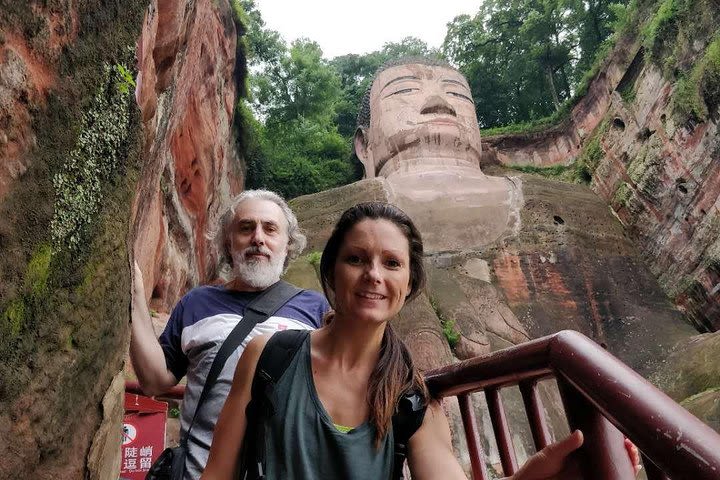 2-Day Private Tour: Leshan Giant Buddha and Mount Emei from Chengdu image