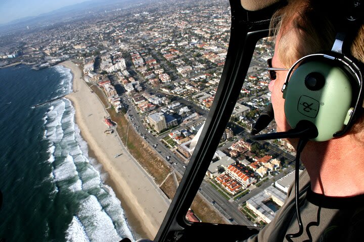 Hyper Helicopter Tour in Los Angeles image