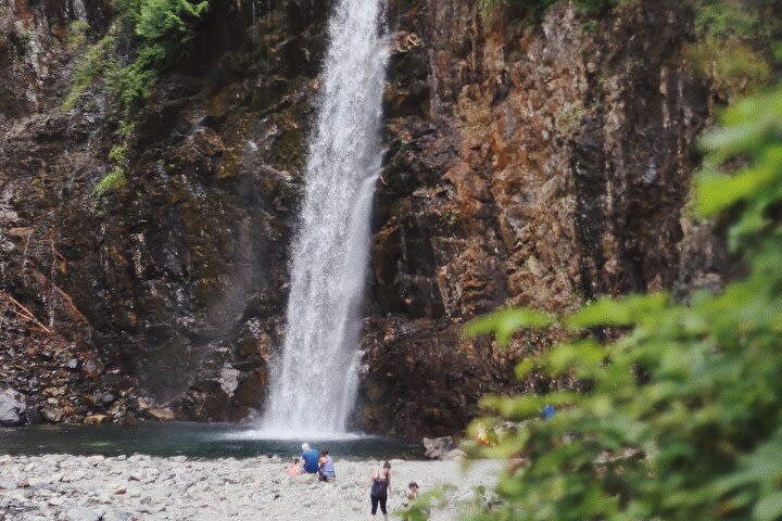 Explore the Waterfalls of Snoqualmie and Twin Falls image