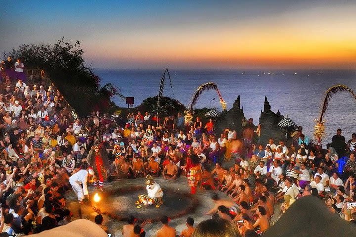 Uluwatu Sunset Tour image