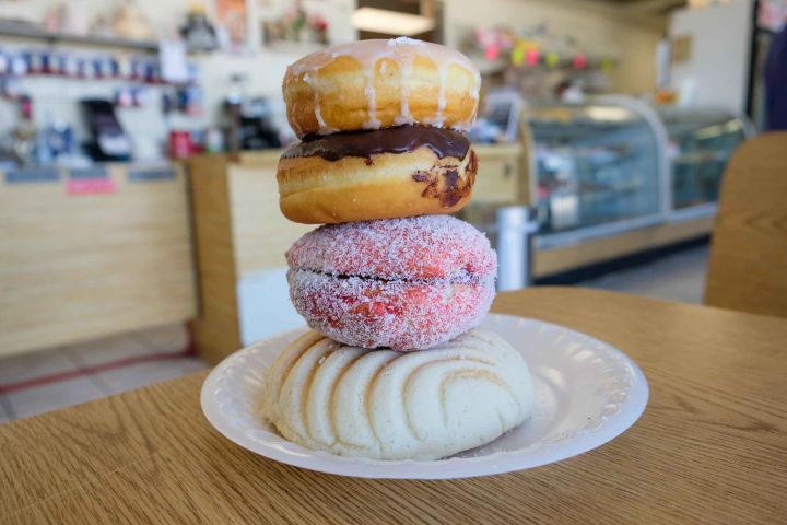 Las Vegas Guided Donut Adventure by Underground Donut Tour image