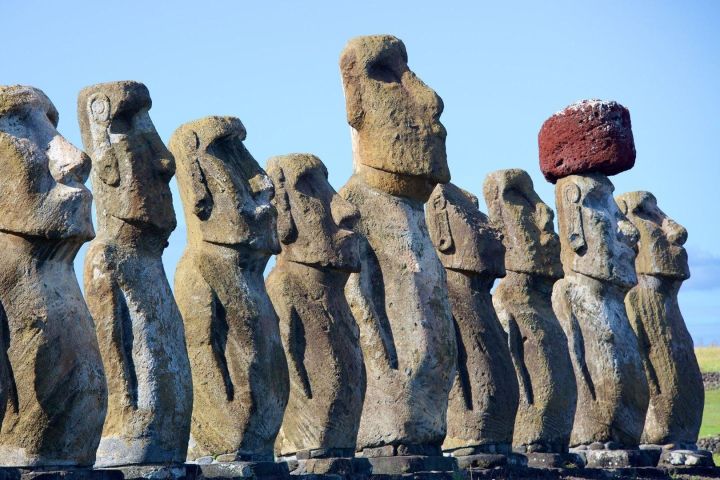 4-Day Easter Island Adventure image