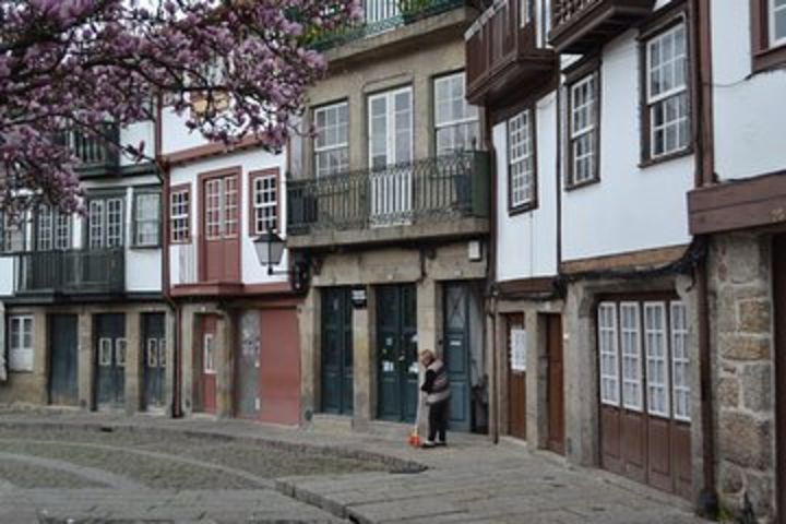 Guimarães Half Day Tour from Porto image