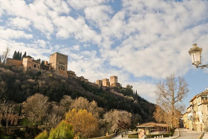 Enjoy Granada: Alhambra, Flamenco Show and Walking tour Albaycin & Sacromonte image