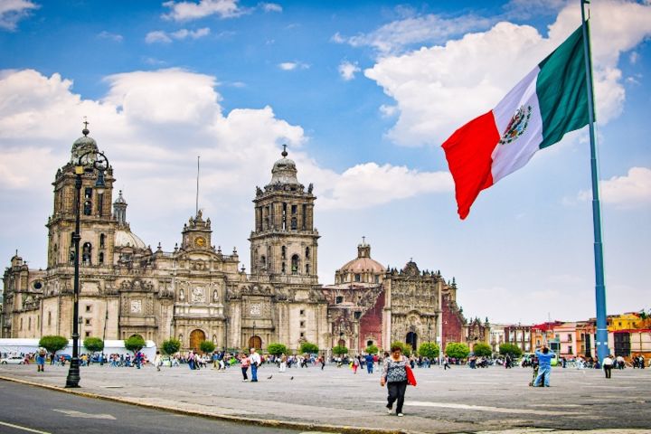 Best of Mexico City Walking Tour with Observation Tower Admission image