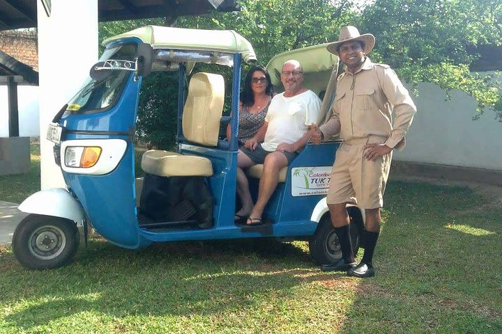 Colombo Bay Tuk Tuk City Tour image