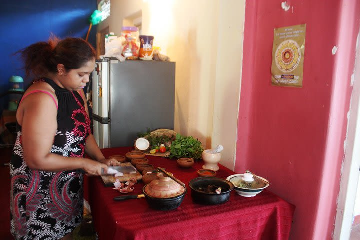 Private Market Tour and Sri Lankan Cooking Class in Colombo with a Local image