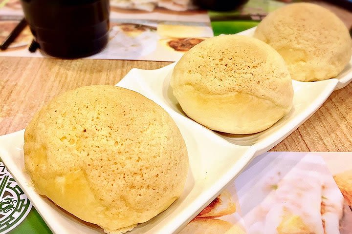 Small-Group Tour: The best bites of Mongkok image