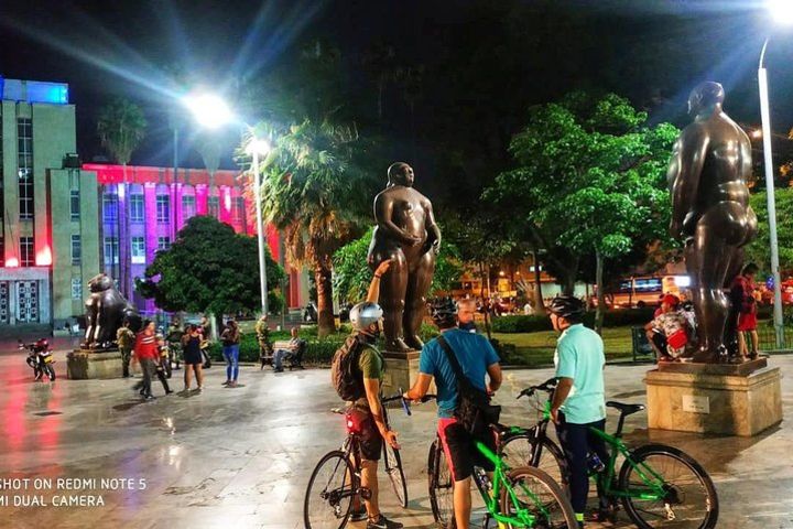 Night Bike Tour In Medellin, Typical food and Spectacular Viewpoints image