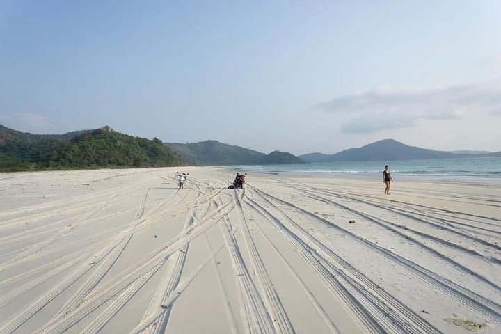 Grandfather Beach Tour image