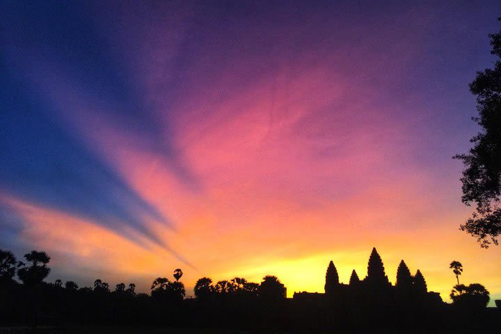 Sunrise Angkor Shared Tour image