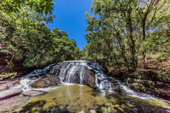 La Periquera Waterfalls Hiking Tour image