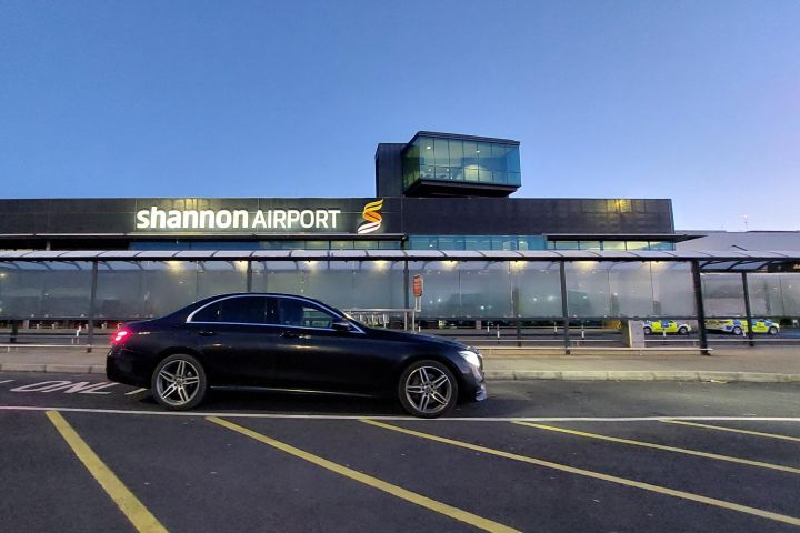 Shannon Airport to Tralee Private Car Service image