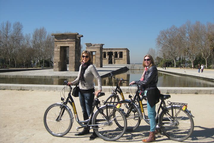 Rent a City Bike in Madrid - FREE SELF-GUIDED TOUR  image