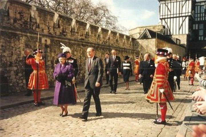 4 Hour Tour Tower Of London and British Museum (With Private Guide) image