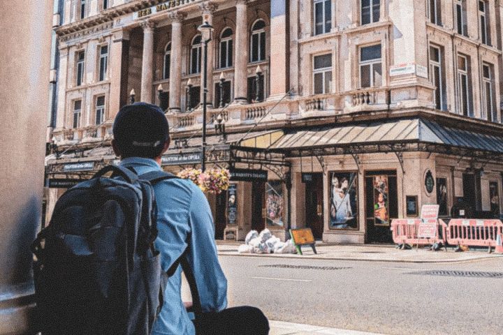 10 Cultural Spots in the West End - Self-Guided Audio Tours image