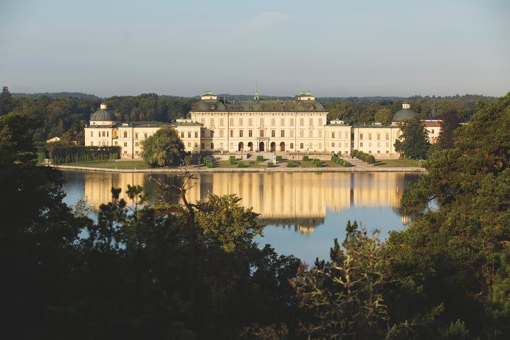 Half Day Stockholm Tour With Drottningholm Castle image