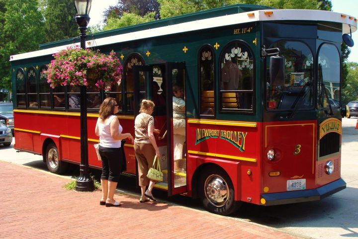 Newport Trolley Tour with Marble House image