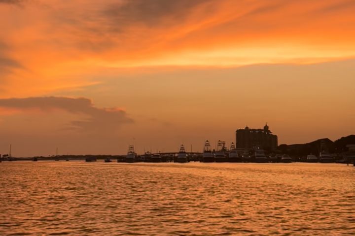 Private Destin Sunset and Dolphin Cruise