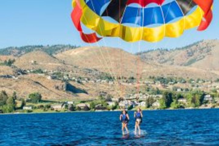 Lake Chelan Parasailing Adventure