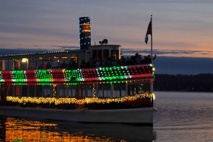 Lake Geneva Santa Cruise