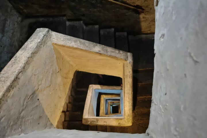 Naples Small Group Highlights & Underground Tour