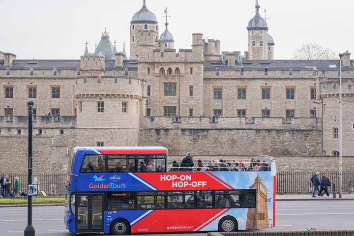 London Hop-On Hop-Off Bus Tour with Optional Cruise