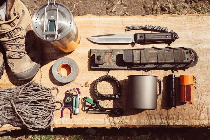 Survival Course & Basic Bushcraft Learning to Survive in the Wild