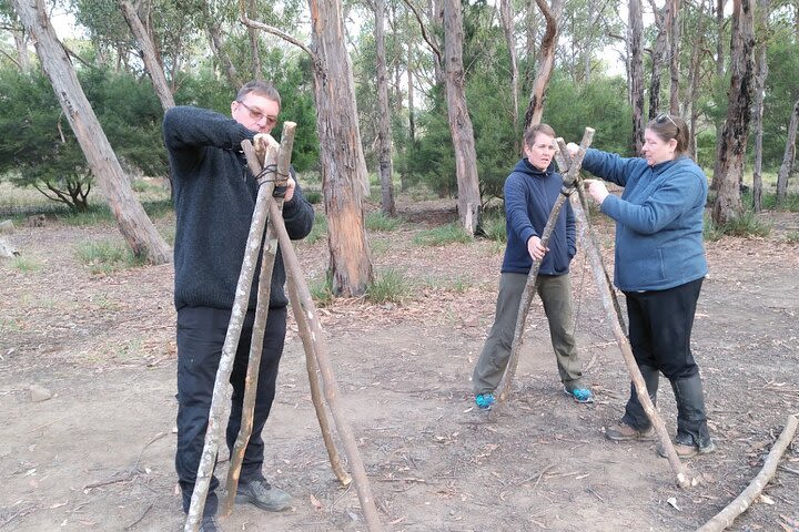 Survival Course & Basic Bushcraft Learning to Survive in the Wild