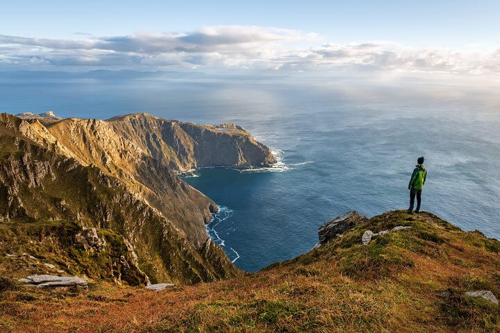 Sliabh Liag Cliffs and Glencolmcille Tour