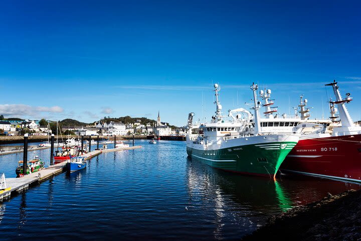Sliabh Liag Cliffs and Glencolmcille Tour