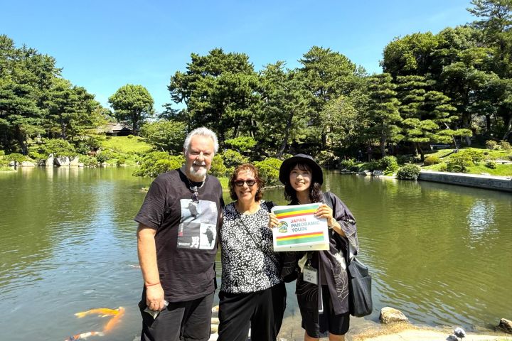 Hiroshima Highlights Private Walking Tour