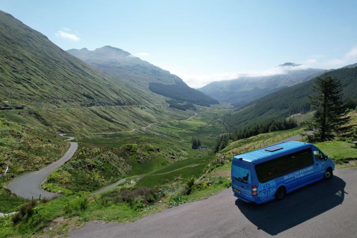 Scottish Highlands Castles & Loch Tour