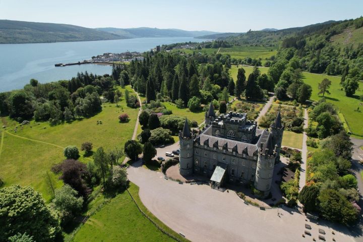 Scottish Highlands Castles & Loch Tour
