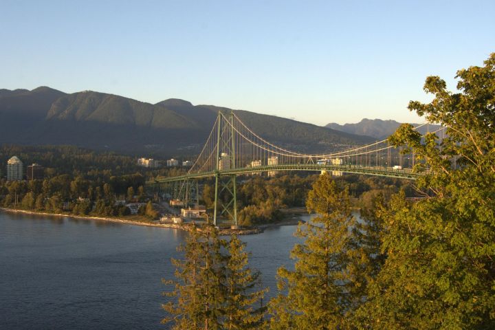 Vancouver Evening Tour: Stanley Park & English Bay Photostops