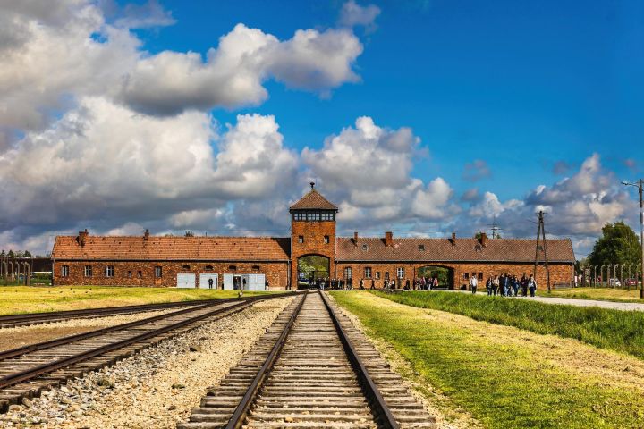 Auschwitz-Birkenau Guided Tour from Krakow