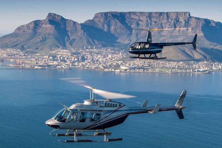 Cape Town Helicopter, Wine Tasting & Picnic Lunch Private Tour