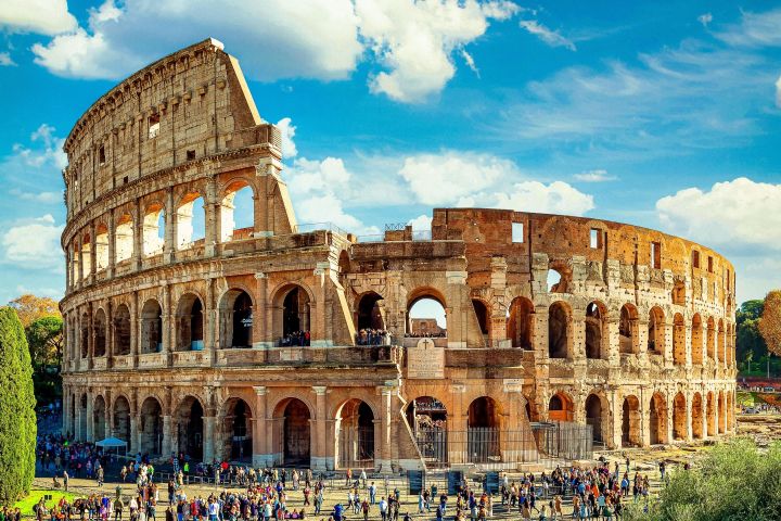 Colosseum, Palatine Hill & Roman Forum Tour