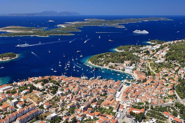 Luxury Private Hvar & Golden Horn Trip