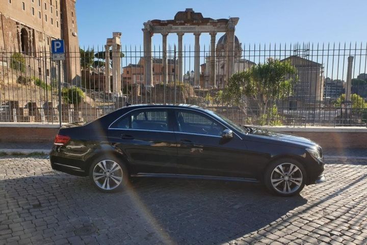 Private Transfer: Rome to Civitavecchia Cruise Port