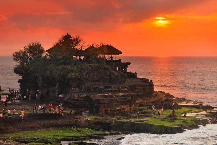 Bali Royal Family Temple & Tanah Lot Sunset Tour