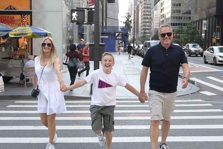 Luxury Private VIP Tour by SUV: Best of NYC. Select 3 or 5 hours