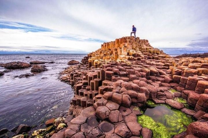 Giant's Causeway Tour from Belfast - Luxury Bus + Castles Tour