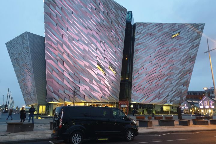 Visit Belfast top attractions in one day